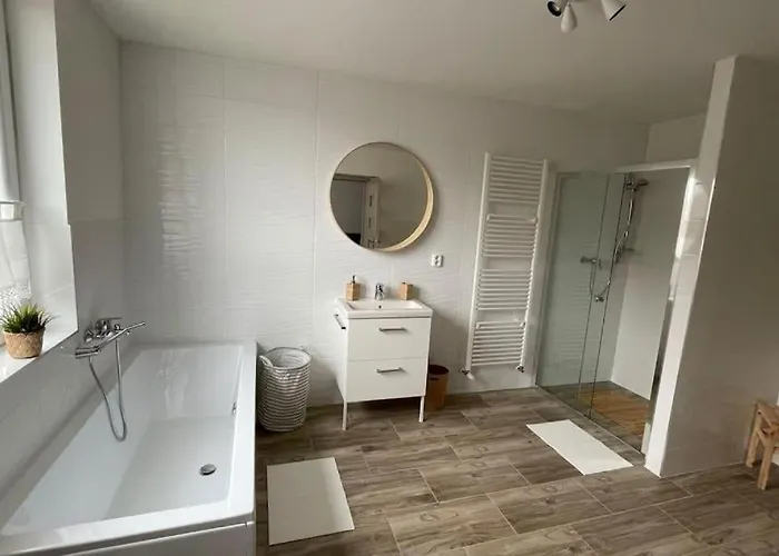 Apartment Dum Nad Jezerem - I. *